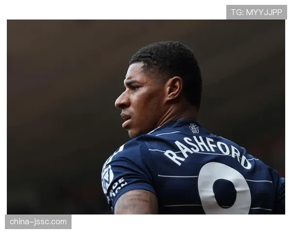拉什福德加盟巴萨后大放异彩 曼联战绩下滑形成鲜明对比 拉什福德加盟巴萨后大放异彩 曼联战绩下滑形成鲜明对比