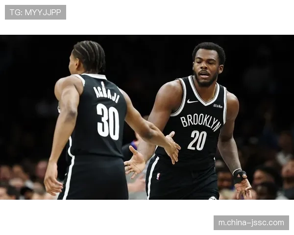 老鹰主场战胜篮网 沃克23分奥孔古21分团队篮球效果显著