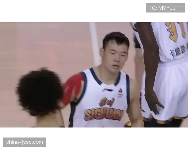 景菡一场均13.9分进步明显 四川后卫得分能力稳步提升